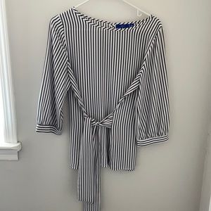 Women’s dress shirt
